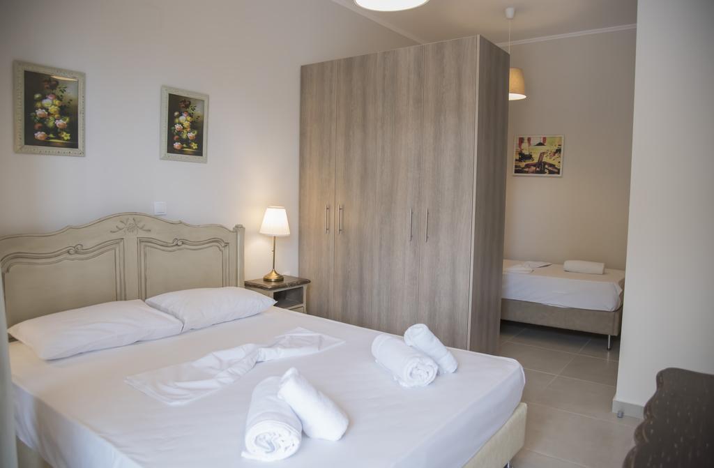 Casa Christabella Apartment ปาราเลีย วราชู ภายนอก รูปภาพ